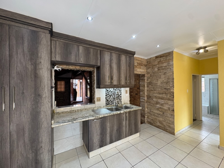 3 Bedroom Property for Sale in Safari Gardens North West